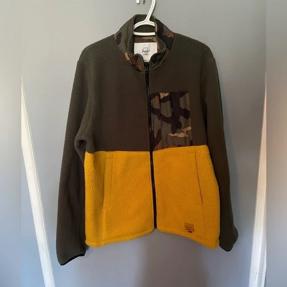 Herschel  men’s zip up teddy sweater size large - Picture 8 of 8
